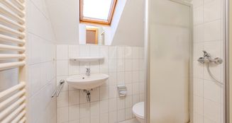 von_poll_real_estate_property_24079068_image_17