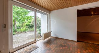 von_poll_real_estate_property_24079085_image_2