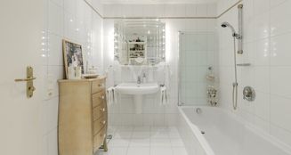 von_poll_real_estate_property_25079049_image_8