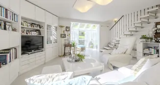 von_poll_real_estate_property_25079049_image_1