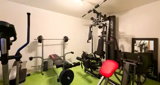 von_poll_real_estate_property_25079066_image_21