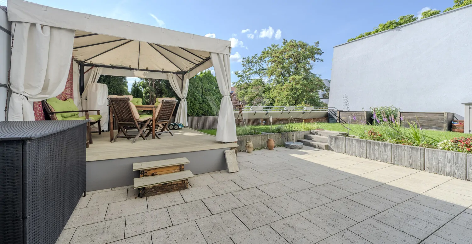 Terrasse mit Freisitz