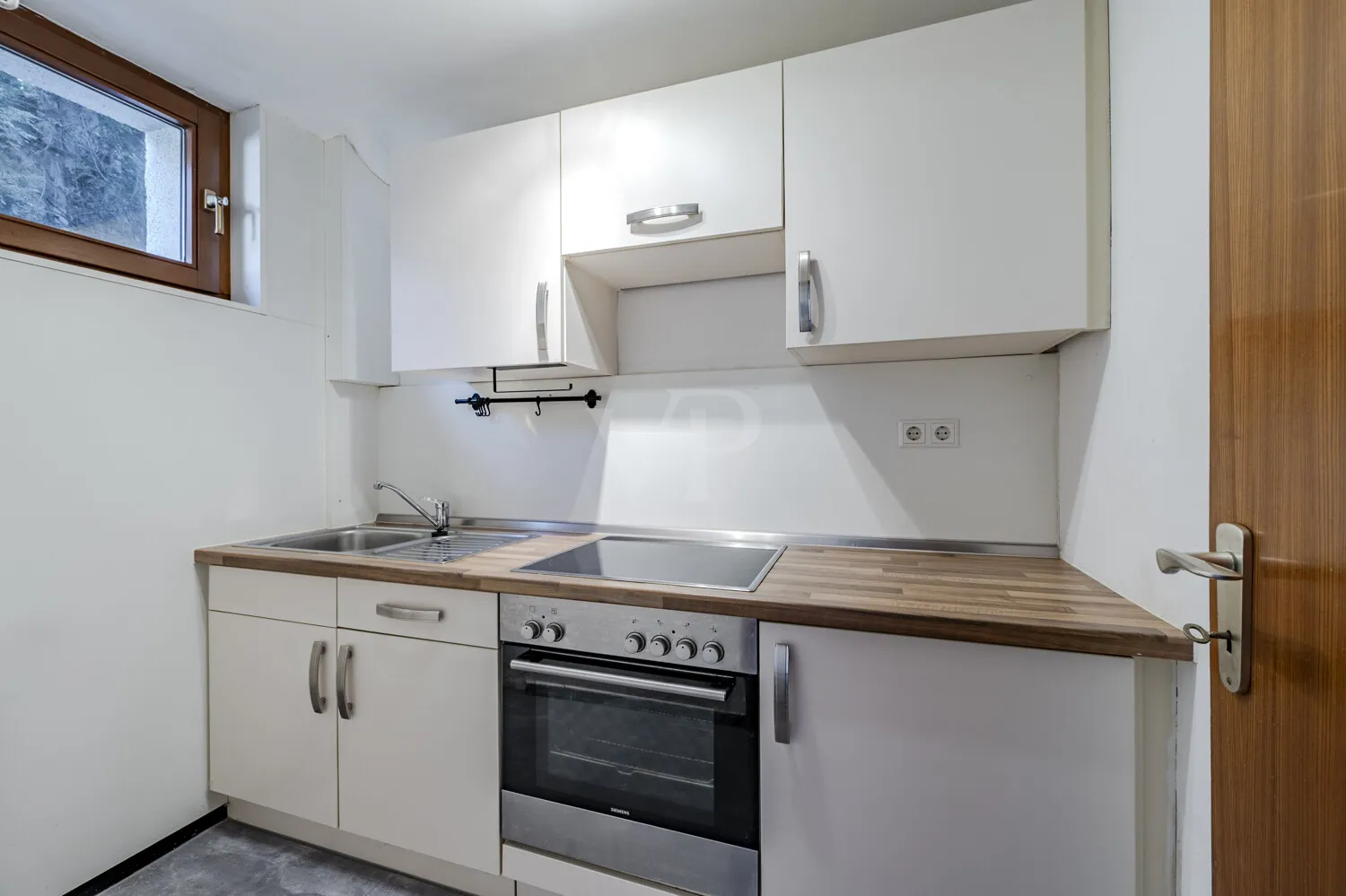 Küche Wohnung Untergeschoss