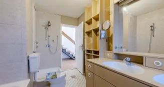 von_poll_real_estate_property_26079010_image_20