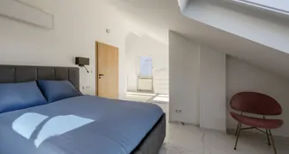 von_poll_real_estate_property_25079026_image_21