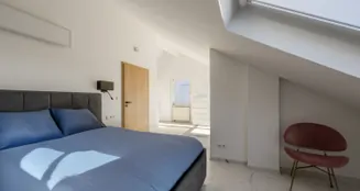 von_poll_real_estate_property_25079026_image_21