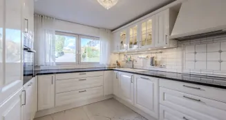 von_poll_real_estate_property_25079026_image_7