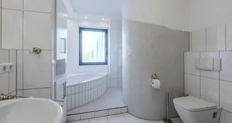 von_poll_real_estate_property_25079026_image_18