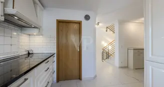 von_poll_real_estate_property_25079026_image_8