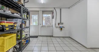 von_poll_real_estate_property_25079026_image_25