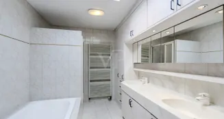 von_poll_real_estate_property_25079035_image_17