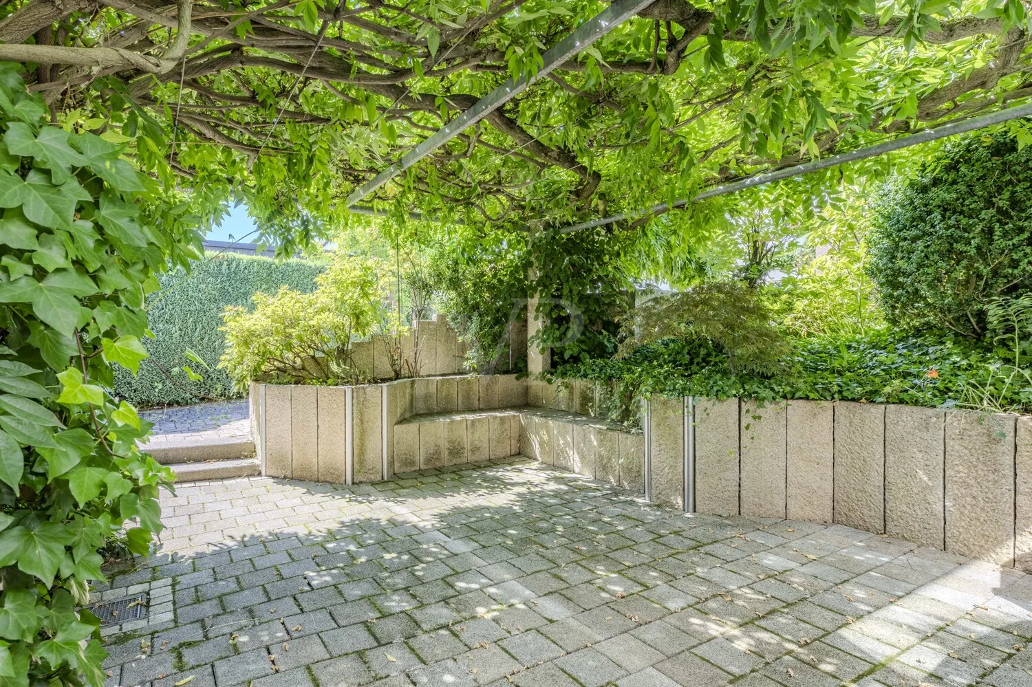 Überdachte Terrasse
