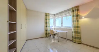 von_poll_real_estate_property_25079035_image_20