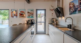 von_poll_real_estate_property_25079037_image_4