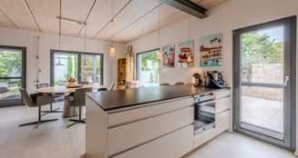 von_poll_real_estate_property_25079037_image_5