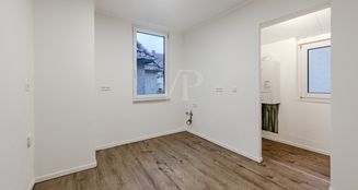 von_poll_real_estate_property_25079039_image_8