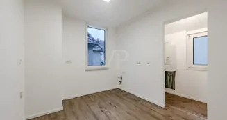 von_poll_real_estate_property_25079039_image_8