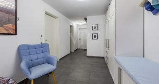von_poll_real_estate_property_25079047_image_2