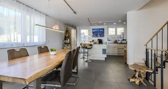 von_poll_real_estate_property_25079047_image_8