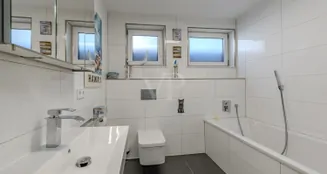 von_poll_real_estate_property_25079047_image_20