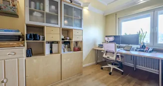 von_poll_real_estate_property_25079029_image_8