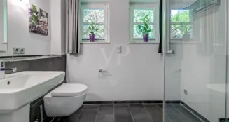 von_poll_real_estate_property_25082126_image_6