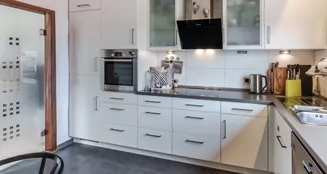 von_poll_real_estate_property_25082128_image_5