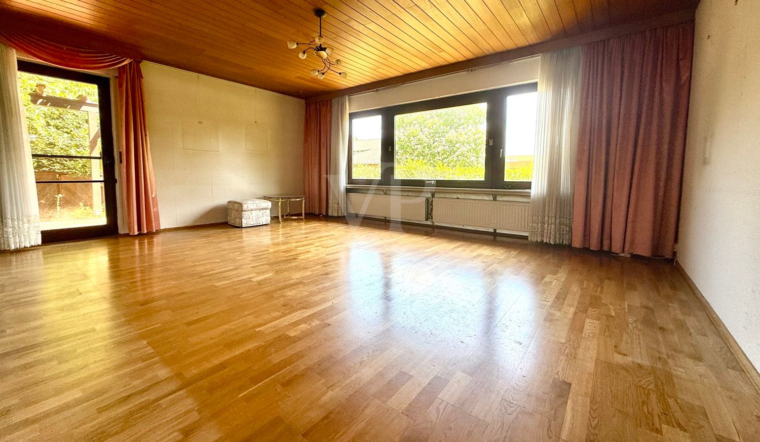 Wohnzimmer mit Terrassenzugang