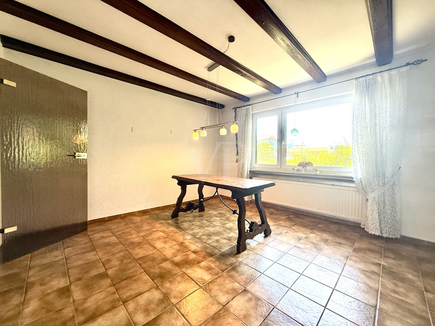 Zimmer I EG