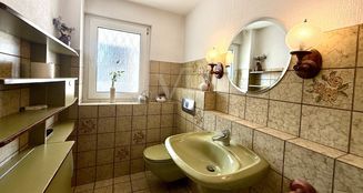 von_poll_real_estate_property_25082109_image_8