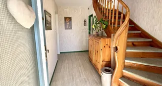 von_poll_real_estate_property_25082138_image_16