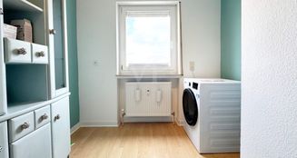 von_poll_real_estate_property_25082096_image_4