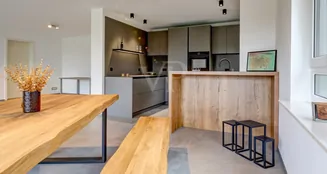 von_poll_real_estate_property_25082116_image_17