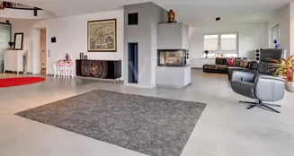 von_poll_real_estate_property_25082116_image_1