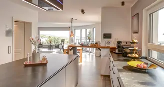 von_poll_real_estate_property_25082116_image_4