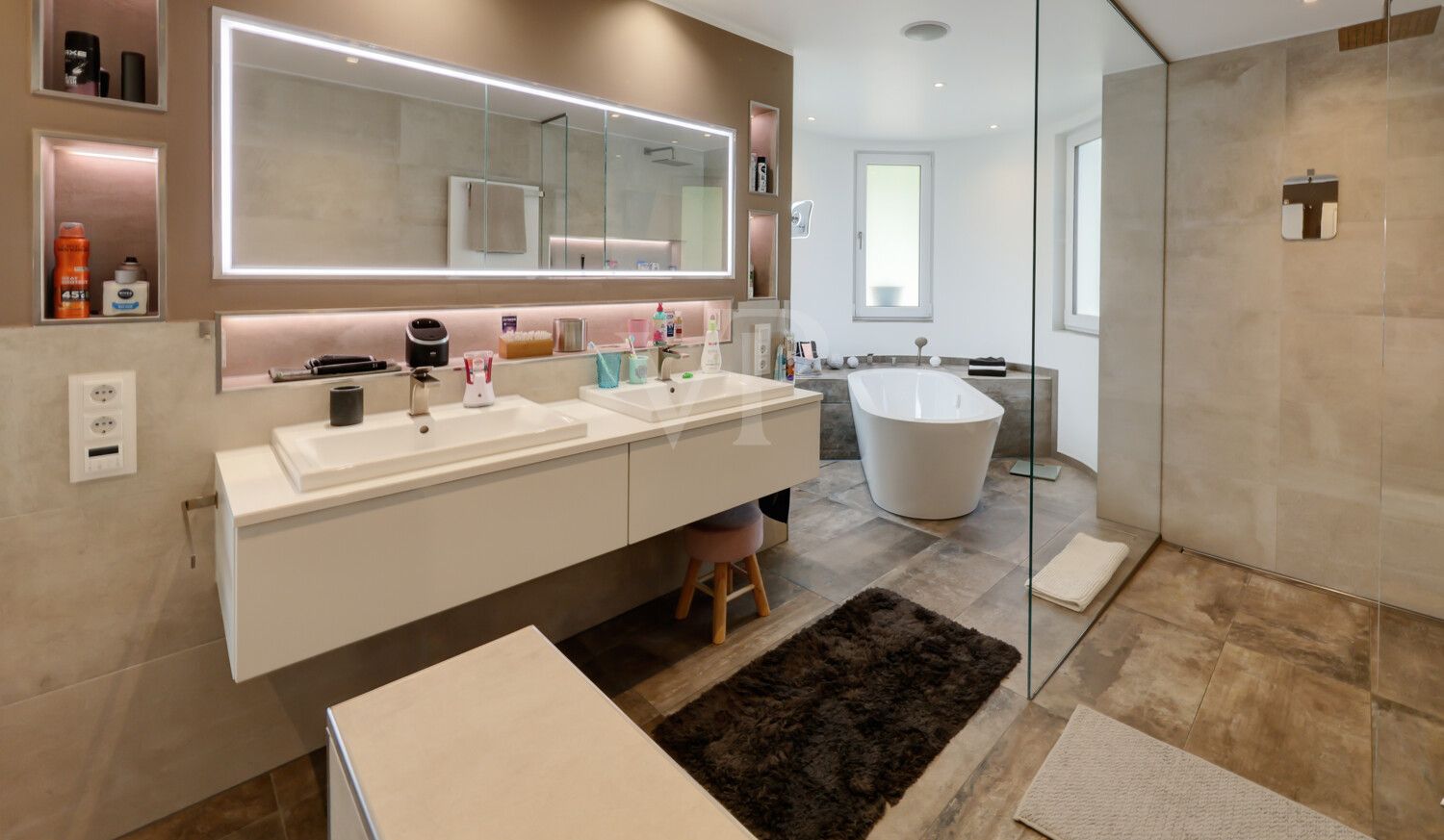 Badezimmer EG