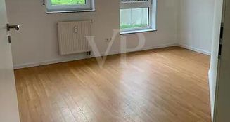 von_poll_real_estate_property_25082105_image_3