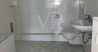 von_poll_real_estate_property_25082105_image_7