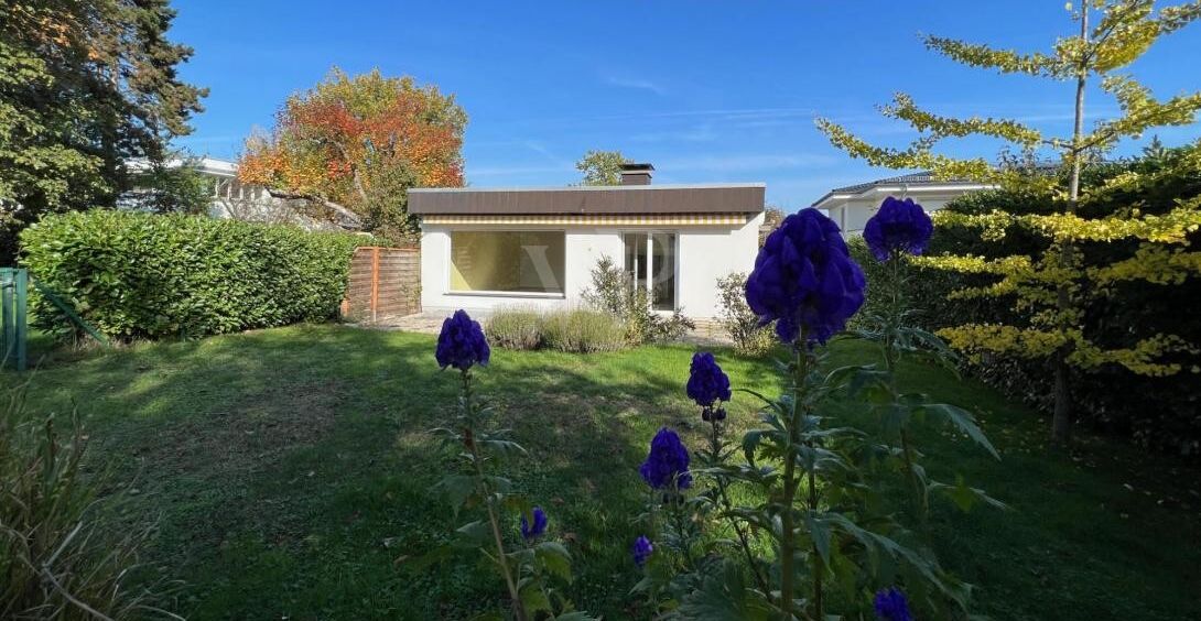 Wohnen wie im eigenen Haus mit grandiosem Garten