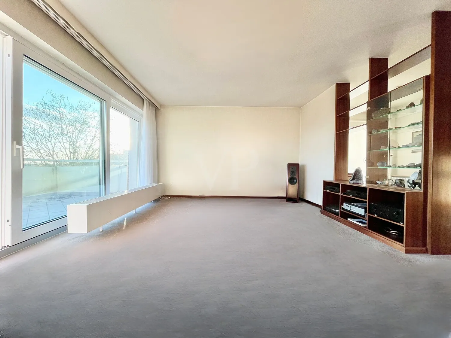 Lichtdurchfluteter Wohn- und Essbereich