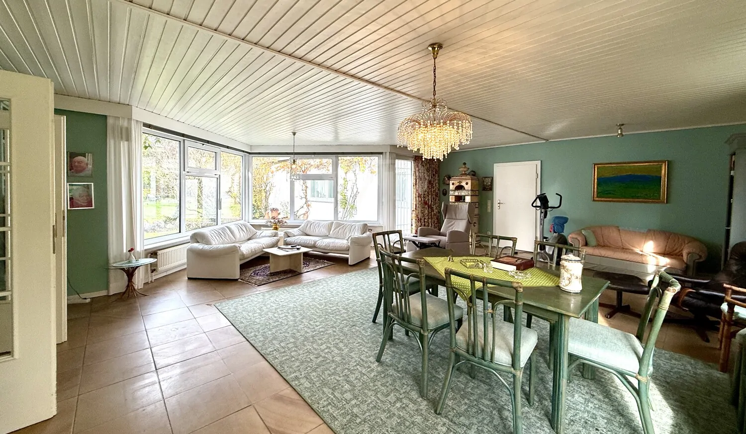 Wohn- und Essbereich