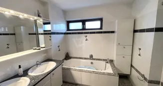 von_poll_real_estate_property_25082169_image_8