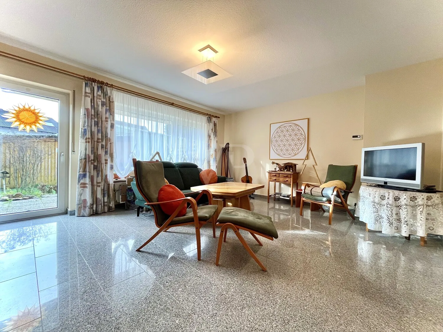 Großzügiges Reihenhaus in sehr guter Lage