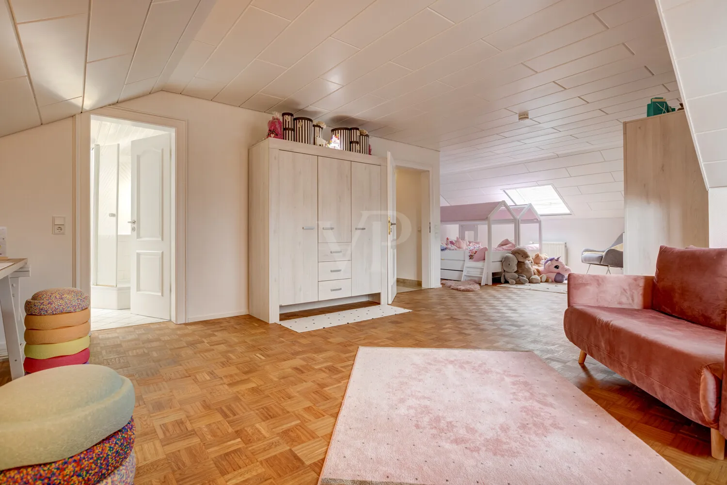 Zimmer II OG Ansicht II