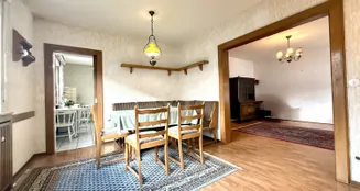 von_poll_real_estate_property_26082001_image_4