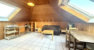 von_poll_real_estate_property_26082001_image_14