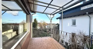 von_poll_real_estate_property_26082001_image_11