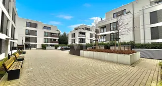 von_poll_real_estate_property_26082005_image_14