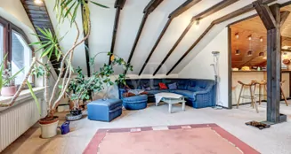 von_poll_real_estate_property_26082006_image_11