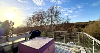 von_poll_real_estate_property_26082022_image_8